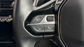 Peugeot 2008 PURETECH EAT8 S/S GT