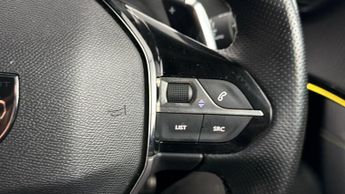 Peugeot 2008 PURETECH EAT8 S/S GT