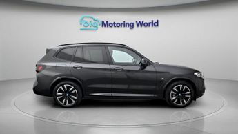 BMW iX3 M SPORT