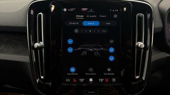 Volvo XC40 RECHARGE PLUS