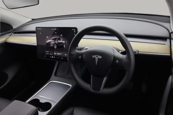 Tesla Model Y BASE