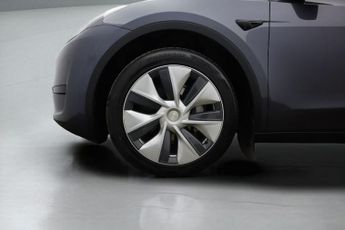Tesla Model Y BASE