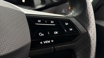 CUPRA Born V2