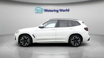 BMW iX3 M SPORT