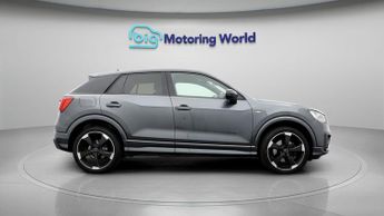Audi Q2 TFSI S LINE BLACK EDITION