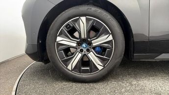 BMW iX XDRIVE40 M SPORT