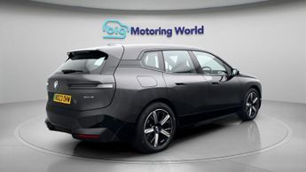 BMW iX XDRIVE40 M SPORT