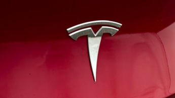 Tesla Model Y BASE