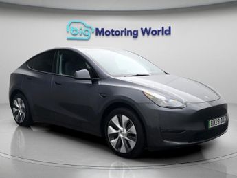 Tesla Model Y LONG RANGE AWD