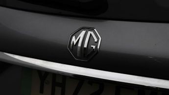 MG MG5 EXCLUSIVE