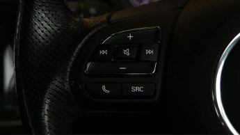 MG MG5 EXCLUSIVE