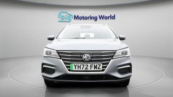 MG MG5 EXCLUSIVE