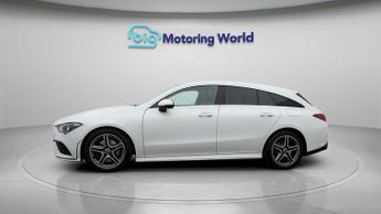 Mercedes-Benz CLA CLA 200 AMG LINE