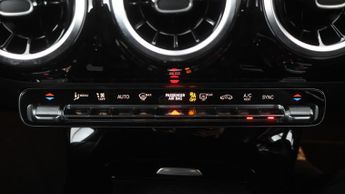 Mercedes-Benz A Class A 180 AMG LINE EXECUTIVE