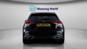 Mercedes-Benz A Class A 180 AMG LINE EXECUTIVE