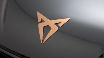 CUPRA Born V2