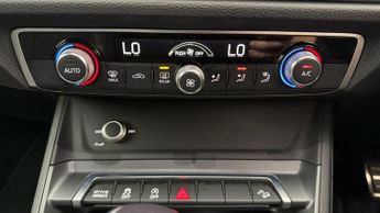 Audi Q3 TFSI S LINE BLACK EDITION