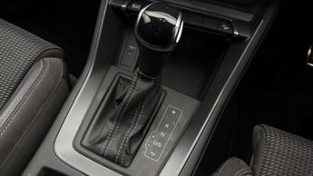 Audi Q3 TFSI S LINE BLACK EDITION