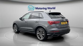 Audi Q3 TFSI S LINE BLACK EDITION
