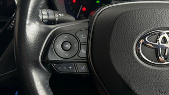 Toyota Corolla ICON TECH