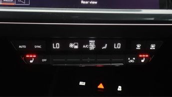 Audi Q4 e-tron SPORTBACK S LINE