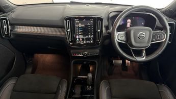 Volvo XC40 RECHARGE TWIN AWD