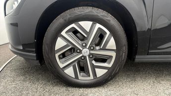 Hyundai KONA PREMIUM