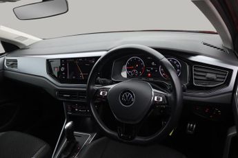 Volkswagen Polo ACTIVE TSI DSG