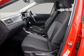 Volkswagen Polo ACTIVE TSI DSG