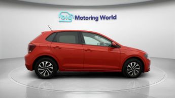 Volkswagen Polo ACTIVE TSI DSG