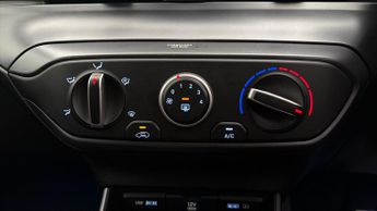 Hyundai BAYON T-GDI SE CONNECT DCT