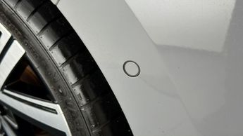 Volkswagen Golf R-LINE ETSI DSG