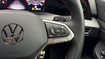 Volkswagen Golf GTI TSI DSG