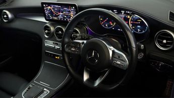 Mercedes-Benz GLC GLC 300 E 4MATIC AMG LINE PREMIUM PLUS