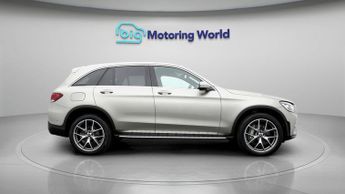 Mercedes-Benz GLC GLC 300 E 4MATIC AMG LINE PREMIUM PLUS