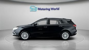 MG MG5 EXCLUSIVE
