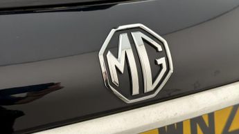 MG MG5 EXCLUSIVE