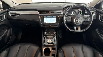 MG MG5 EXCLUSIVE
