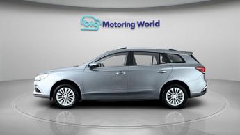 MG MG5 EXCLUSIVE