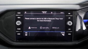 Volkswagen T-Cross SE TSI DSG