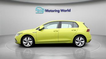 Volkswagen Golf STYLE ETSI DSG