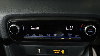 Toyota Yaris ICON