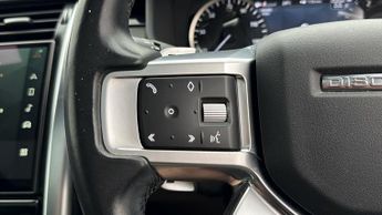 Land Rover Discovery R-DYNAMIC SE