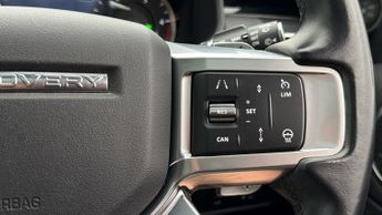 Land Rover Discovery R-DYNAMIC SE