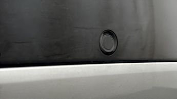 Land Rover Discovery R-DYNAMIC SE