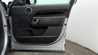 Land Rover Discovery R-DYNAMIC SE