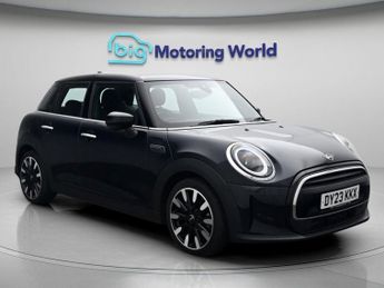 MINI Hatch COOPER EXCLUSIVE