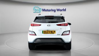Hyundai KONA PREMIUM