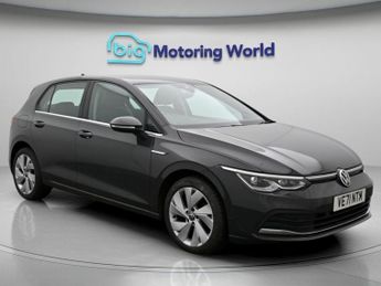 Volkswagen Golf STYLE TSI