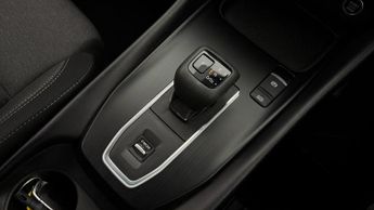 Nissan Qashqai DIG-T N-CONNECTA DCT